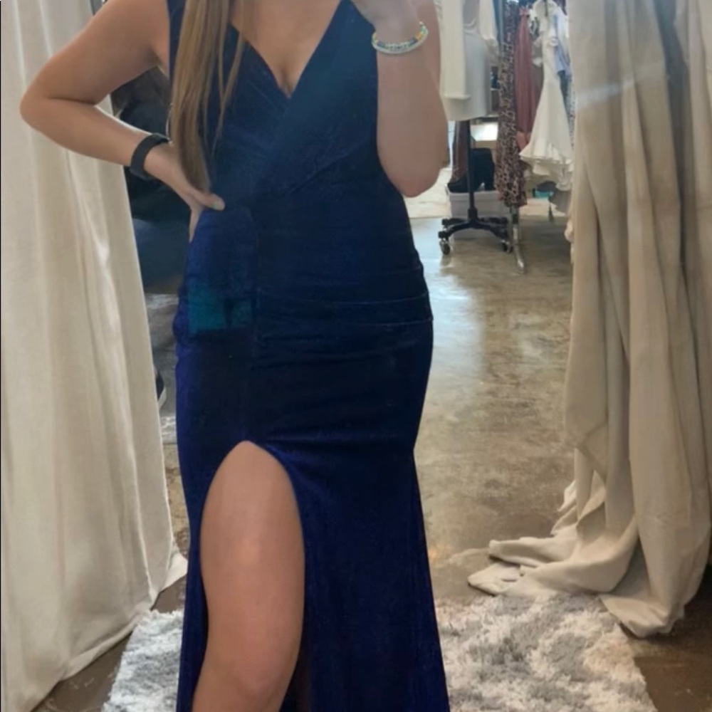 Prom Dress , Dark blue, never worn bc of covid